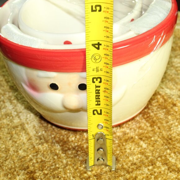 NEW Set of 3 Houseware International Ceramic Nesting Bowls Santa Clause on Front - Picture 7 of 8
